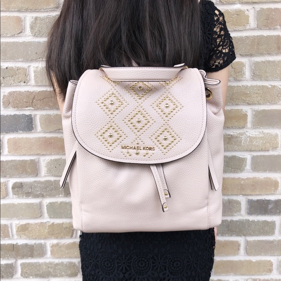 Gaby’sBags-Michael Kors Large Backpack Stud Pink - Picture 2 of 8